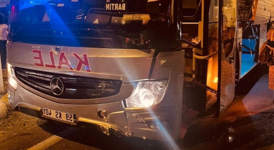 Kaza yapan otobüs şoförü fenomen çıktı! Hız sınırını yüzde 50 aşmış