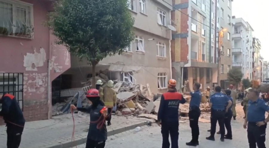 Bahçelievler'de bina çöktü! Ölen, yaralanan ya da enkaz altında kalan kişi yok