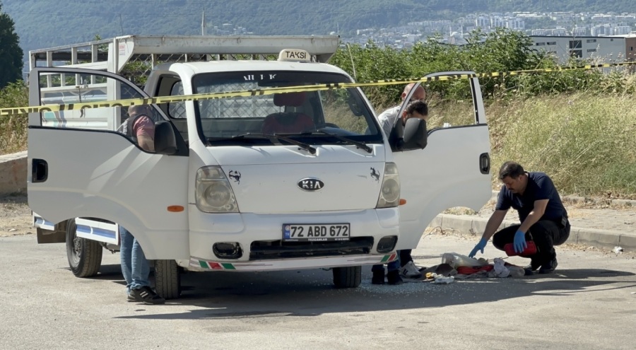 Bursa'da para için husumetlisini başından vurdu! Zanlı adliyeye sevk edildi