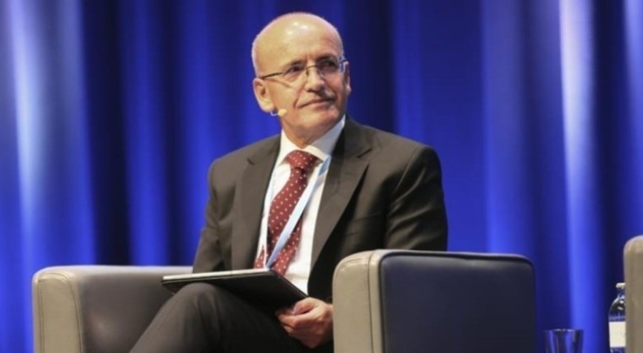 Bakan Şimşek Singapur'da!