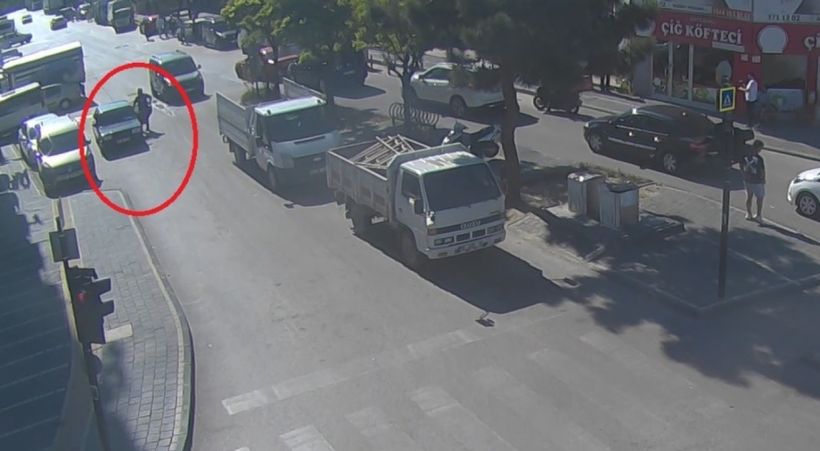 Bursa'da eşini, 'mini etek giyiyor' diye çocuklarının yanında bacaklarından vurmuştu! Tahliye edildi