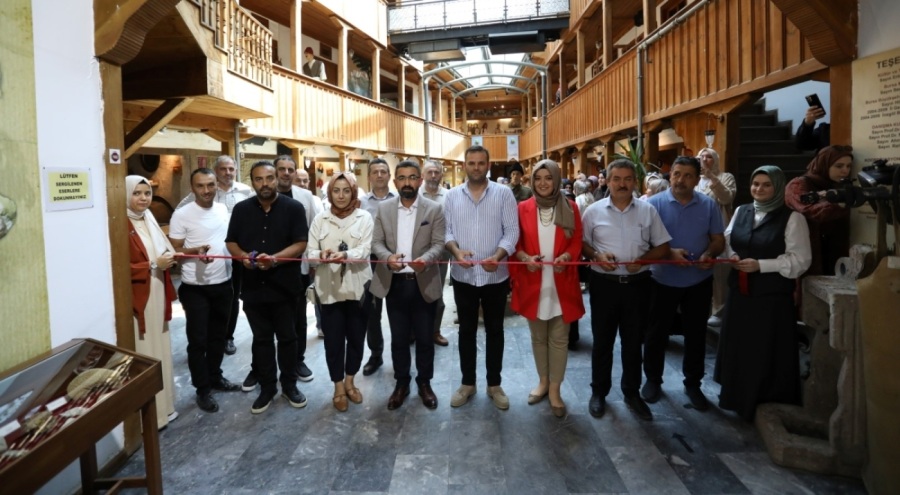 'Mühre' Tezhip Sergisi Kent Müzesinde görücüye çıktı