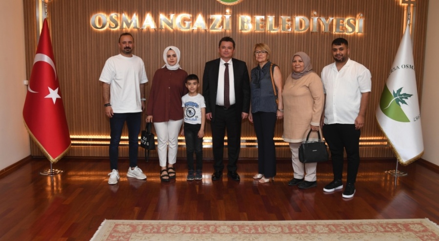 Küçük Muhammet, Osmangazi Belediye Başkanı Aydın'ın desteğiyle şifa buldu