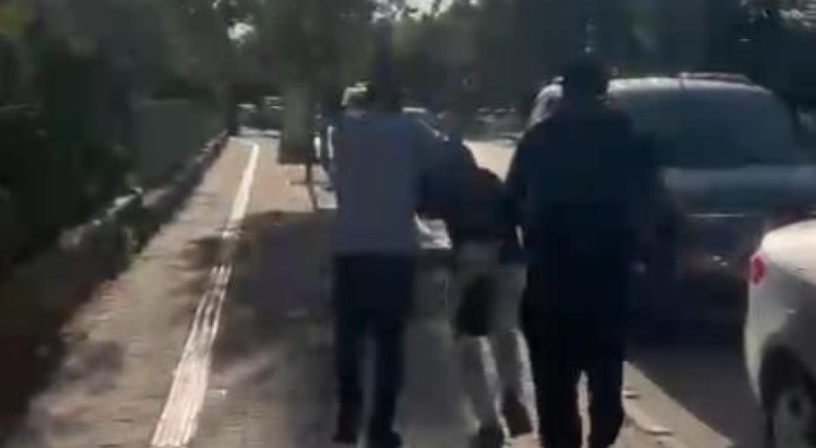 Bursa'da 10 yıl hapis cezasıyla aranan şahıs uyurken yakalandı