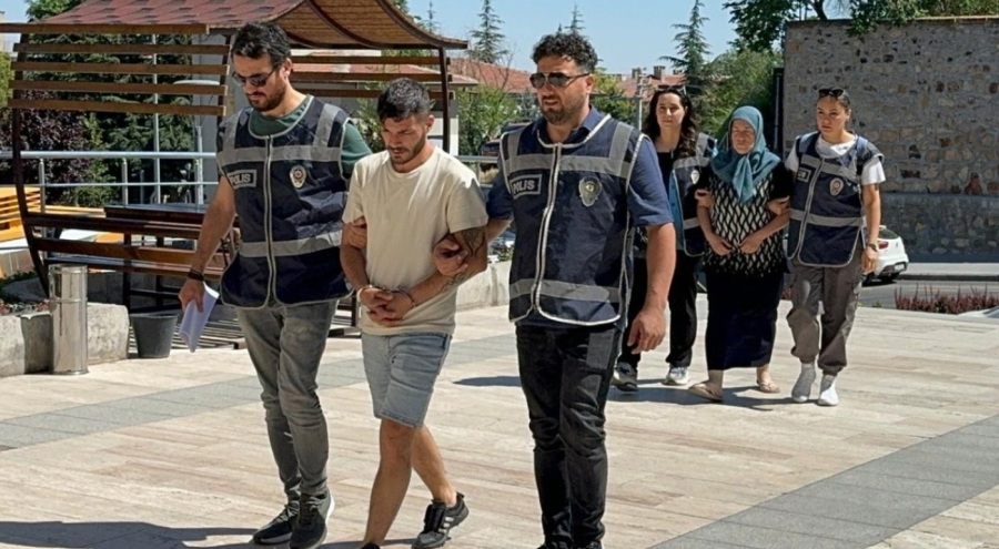 Anne oğuldan 90 milyon liralık vurgun!