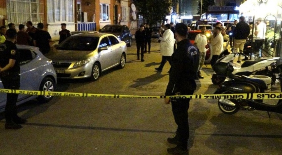 Silahlı kavgada kan aktı