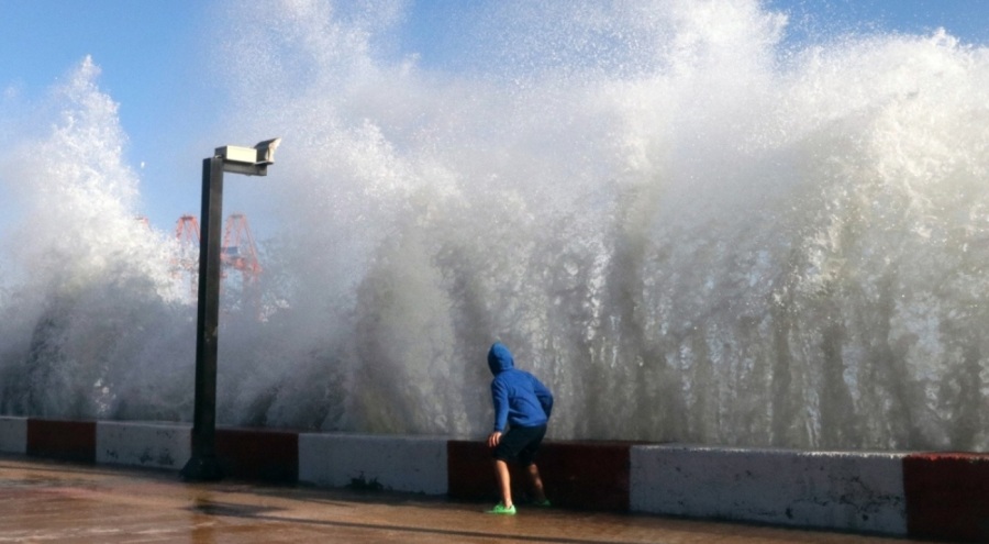 Meteorolojiden Marmara ve  kıyı Ege için fırtına uyarısı