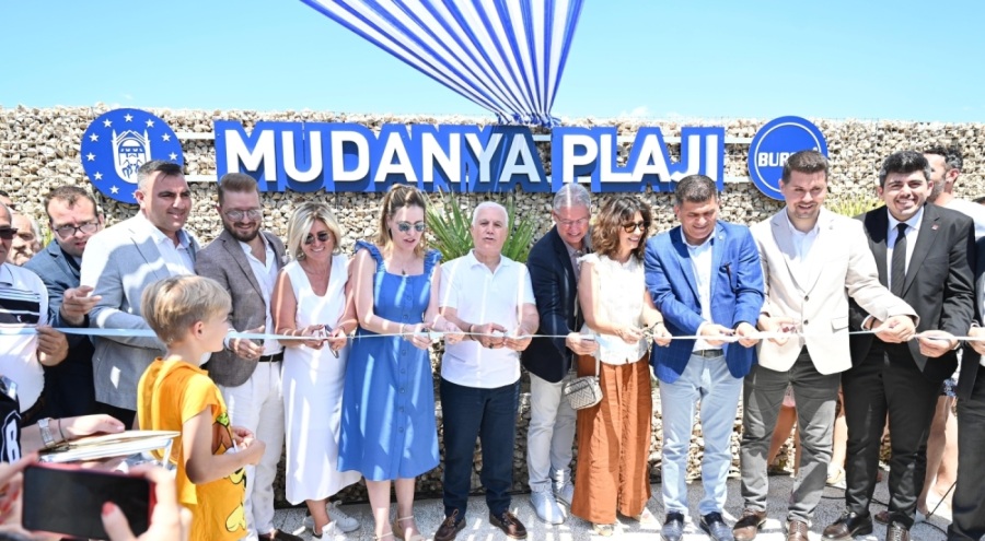 Büyükşehir kalitesiyle Mudanya Plajı hizmete açıldı