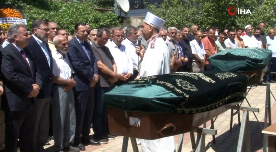 Patlamada hayatını kaybeden kardeşler son yolculuklarına uğurlandı