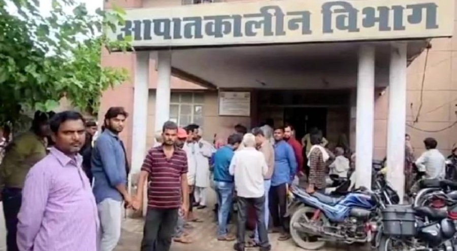 Hindistan'da dini etkinlikte izdiham! Onlarca kişi öldü