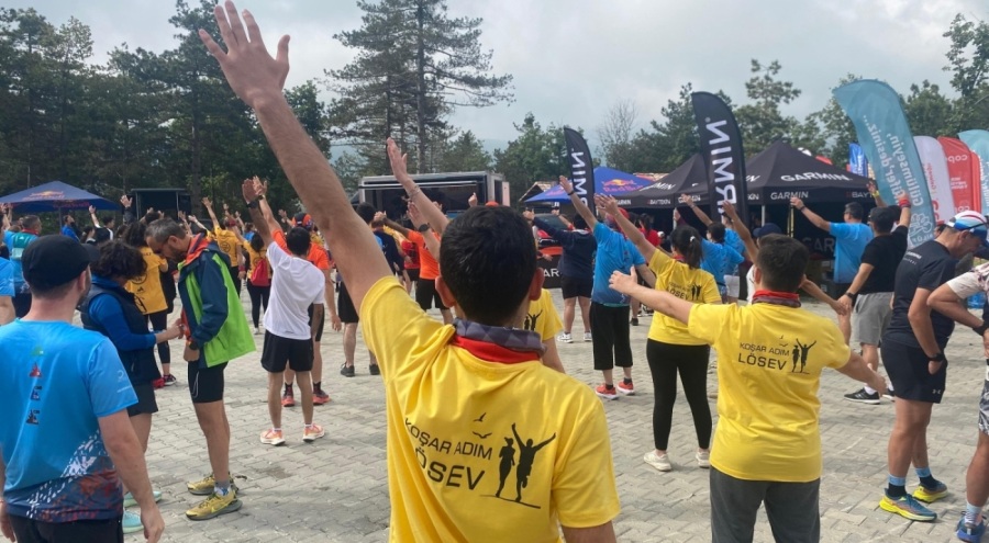 Bursa gönüllüleri "Koşar Adım LÖSEV" takımını kuruyor