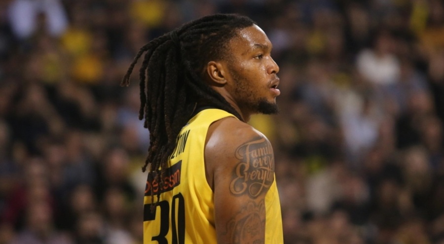 TOFAŞ, ABD'li basketbolcu Kris Bankston ile anlaştı