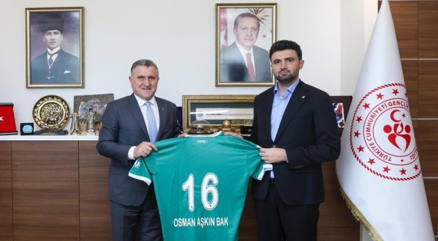 Bursaspor'dan Bakan Bak'a ziyaret