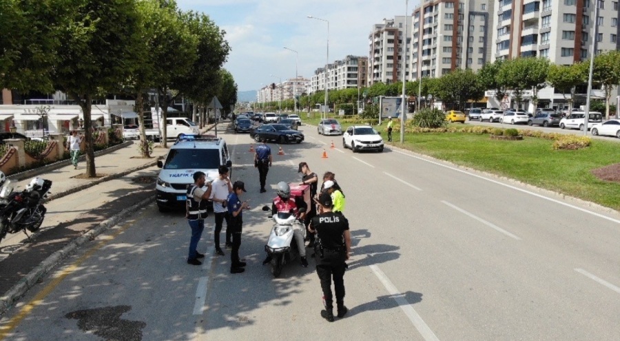 Bursa'da eş zamanlı 'Kapan-2' uygulaması yapıldı!