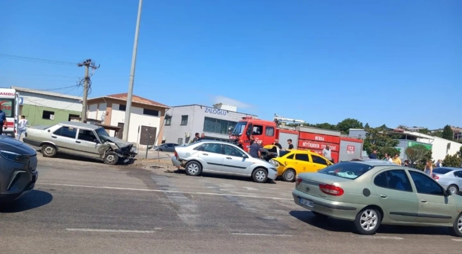 Bursa'da zincirleme kaza! Yaralılar var