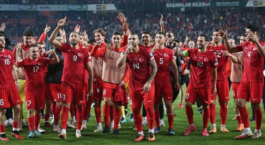 Türkiye-Hollanda maçı ilk 11'i belli oldu