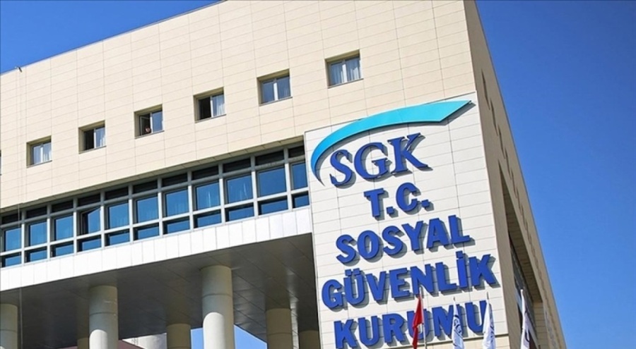 Emekliler dikkat! SGK duyurdu: 'emekliler.gov.tr' hayata geçti
