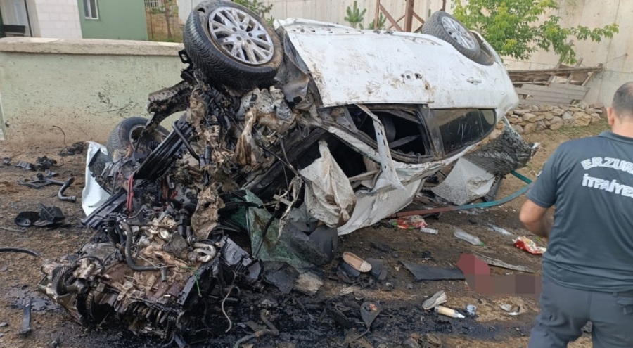 Otomobil menfezden düştü! Ölü ve yaralılar var