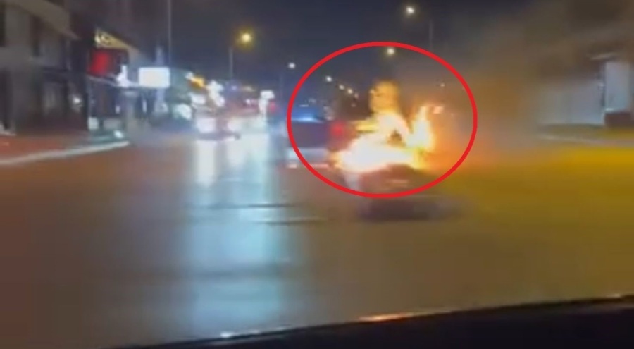 Bursa'da otomobil alevlere teslim oldu