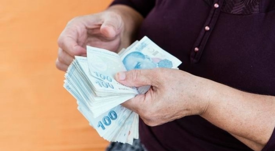 En düşük emekli maaşına zam kararı!