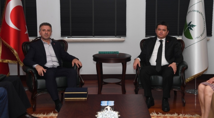 CHP Yıldırım ilçe yönetiminden Osmangazi Belediye Başkanı Aydın'a ziyaret