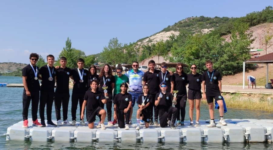 Bursalı kanoculardan 3 madalya