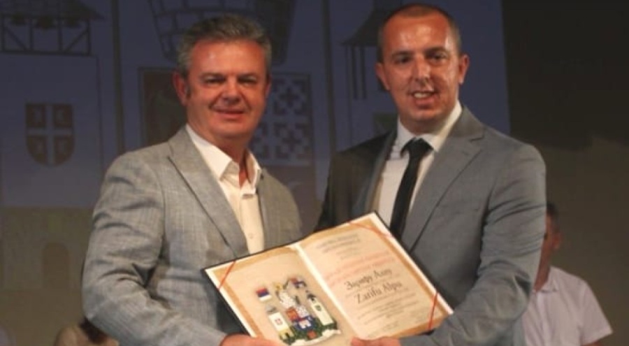RUMELİSİAD Başkanı Alp'e Sıbrbistan'dan anlamlı ödül