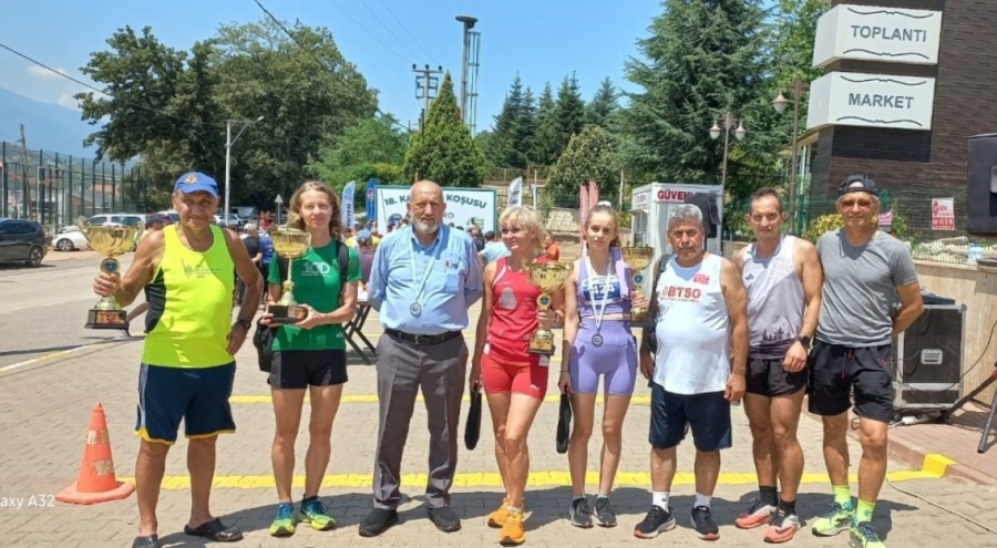 Kazancı'da 'dostluk' için koştular