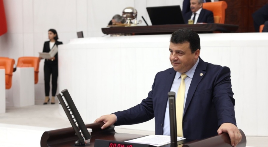 Bursa Milletvekili Öztürk, Euro 2024'e götürülen 680 kişiyi TBMM'ye taşıdı
