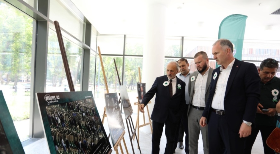 Srebrenitsa şehitleri İnegöl'de anıldı