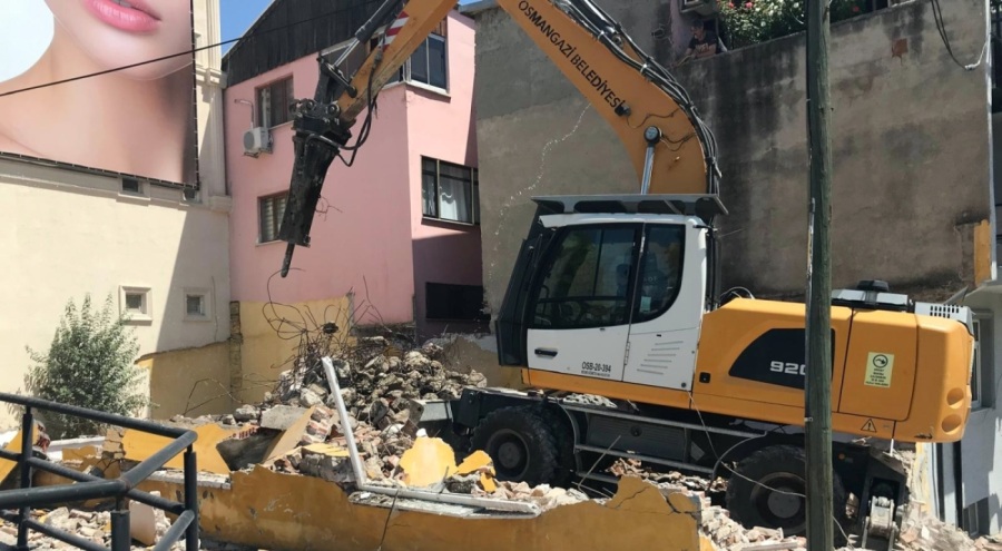 Osmangazi'de yıkım