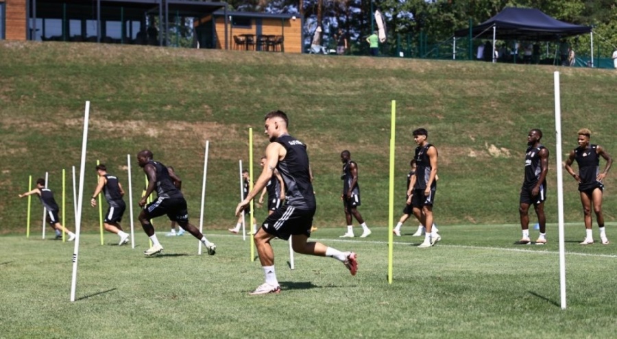 Beşiktaş, yeni sezon hazırlıklarını sürdürdü