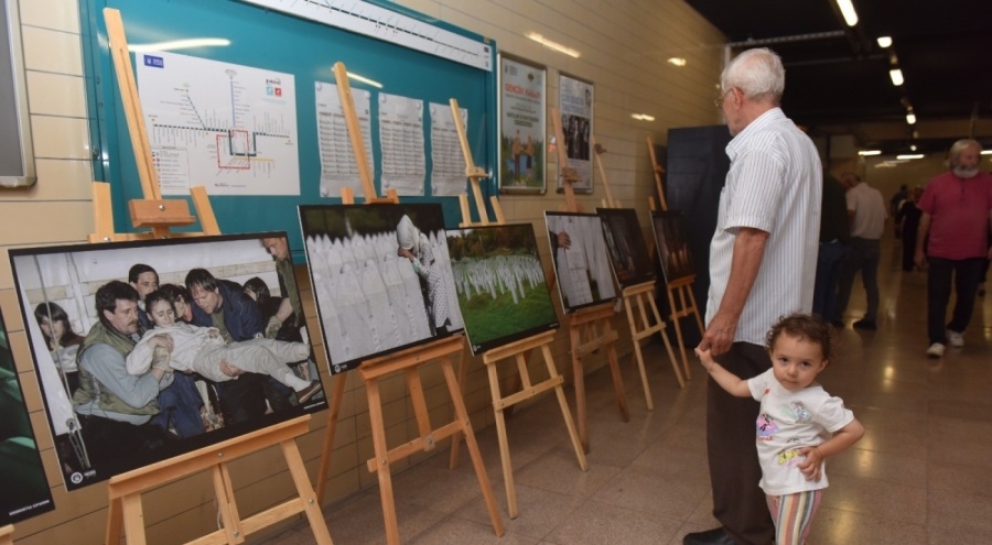 Bursa Yıldırım'da Srebrenitsa soykırımı fotoğraf sergisi