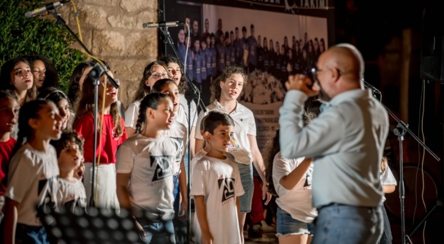 Bursa Nilüfer Çocuk ve Gençlik Korosu'ndan Kıbrıs'ta unutulmaz bir konser