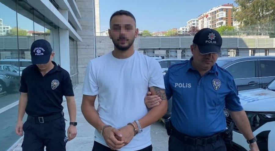 Samsun'da bir dönerci dükkanında iş yeri sahibini döner bıçağıyla yaraladı