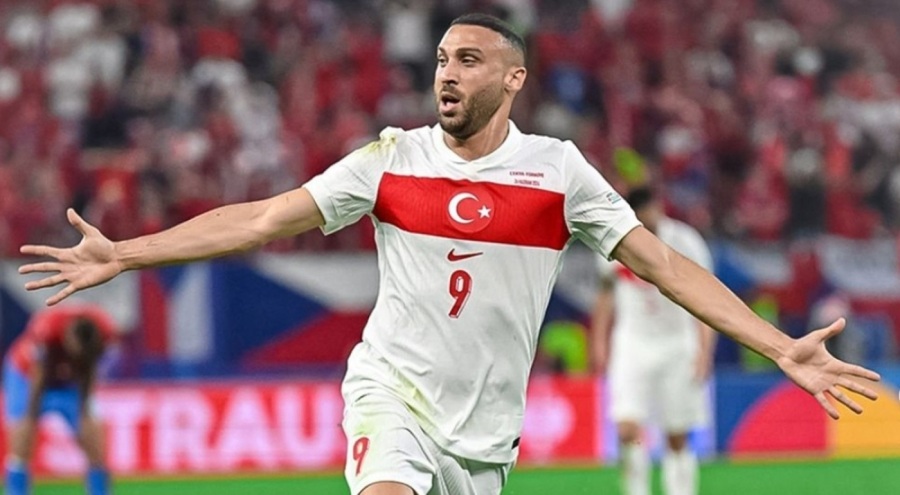Fenerbahçe, Cenk Tosun'la anlaştı