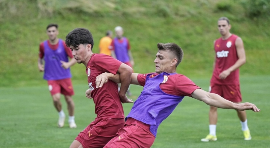 Galatasaray, savunma ve hücum çalıştı