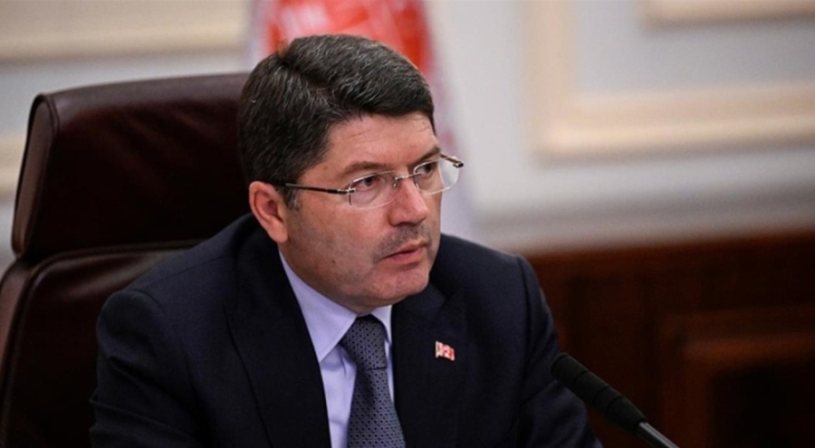 Bakan Tunç'tan, 2 kişinin elektrik akımına kapılarak hayatını kaybettiği olayla ilgili açıklama geldi