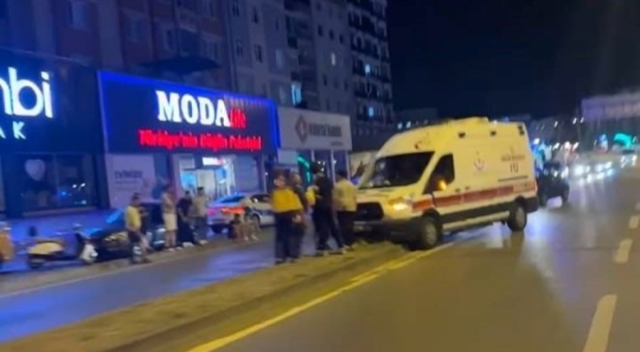 Hasta taşıyan ambulans kaza yaptı!