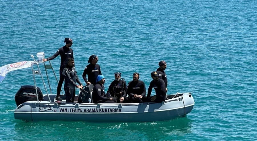 Van Gölü'nde facia! Can kayıpları var