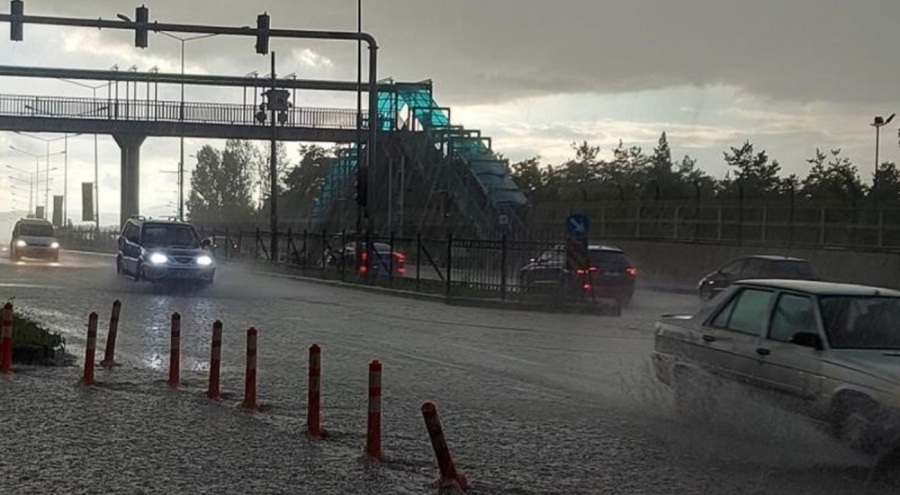 Valilikten vatandaşlara sağanak yağış uyarısı