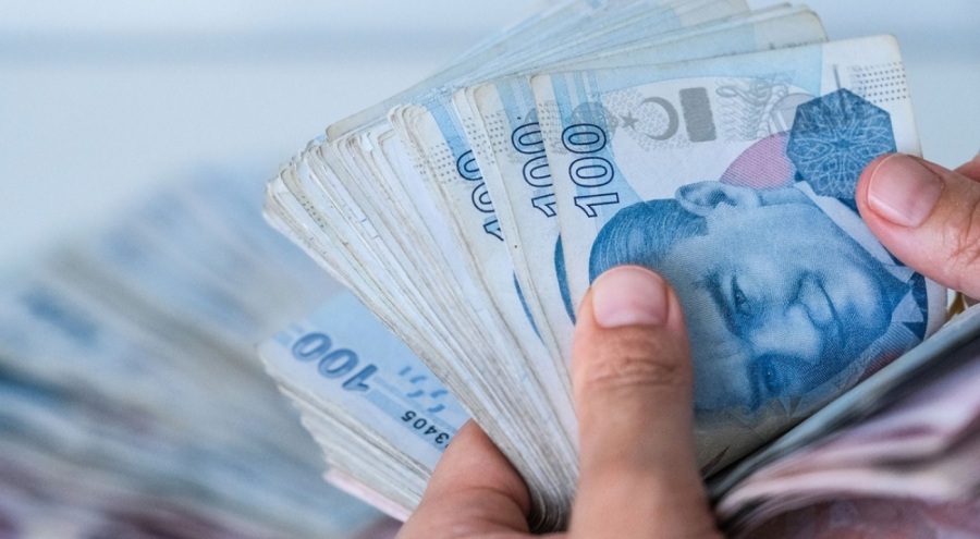 AK Parti'den 'en düşük emekli maaşına zam' açıklaması