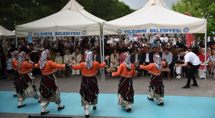 Yıldırım'da 4. Geleneksel 'El Emekleri Festivali' göz kamaştırdı