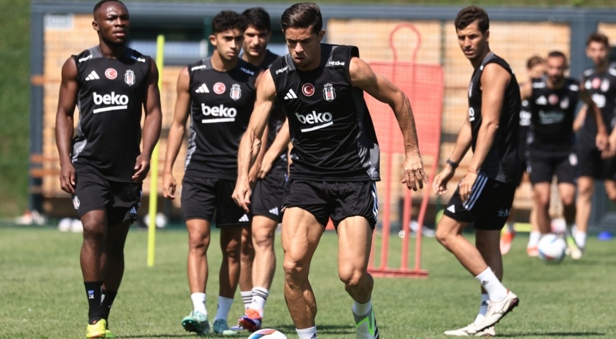 Beşiktaş'ta yeni sezon hazırlıkları devam ediyor