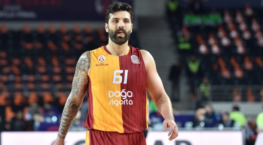 Galatasaray'da Göksenin Köksal'ın sözleşmesi uzatıldı