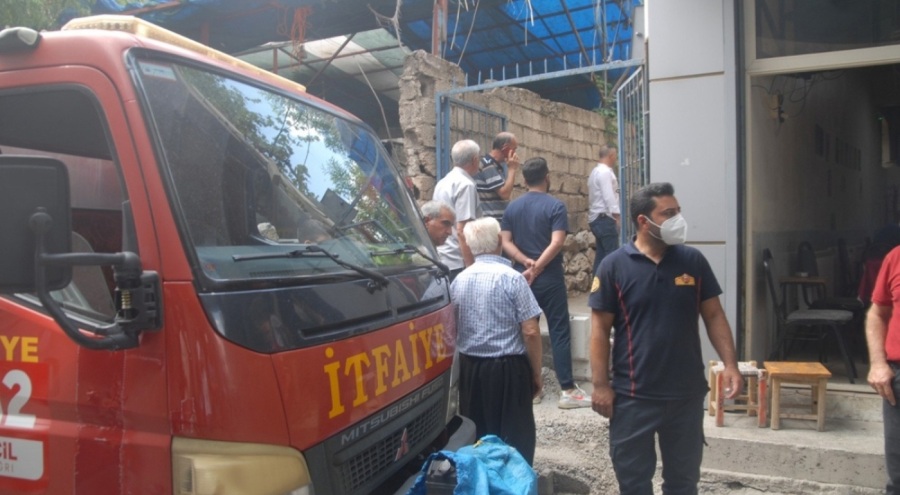 Kötü koku ortaya çıkardı! Günler önce ölmüş