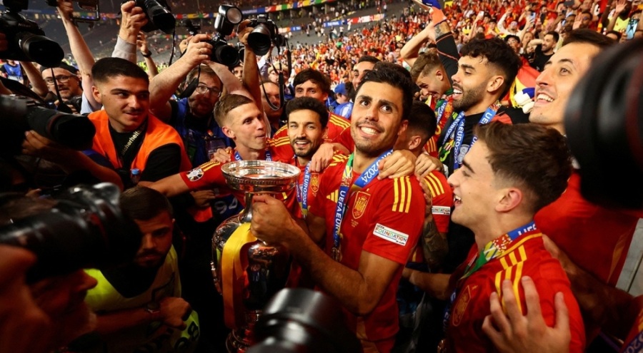 EURO 2024'ün en iyi futbolcusu seçilen Rodri için  çağrı