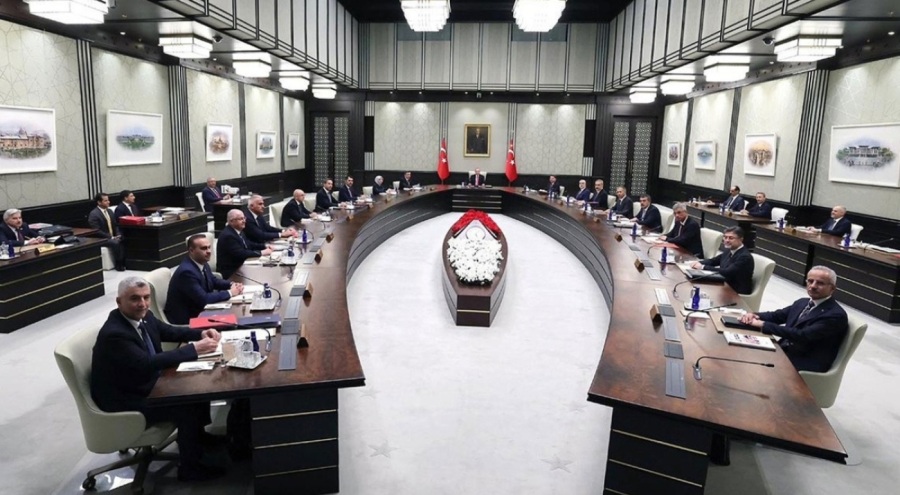 Kabine bugün toplanıyor!