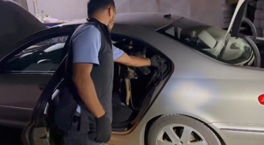 Zehir tacirlerine darbe