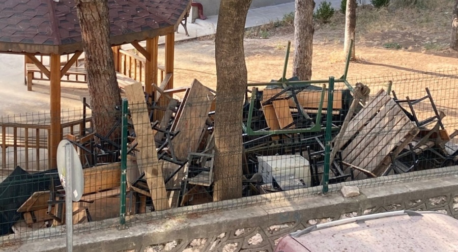 Bursa'da kamu malları çürümeye terk edildi!